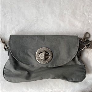 Baggallini purse